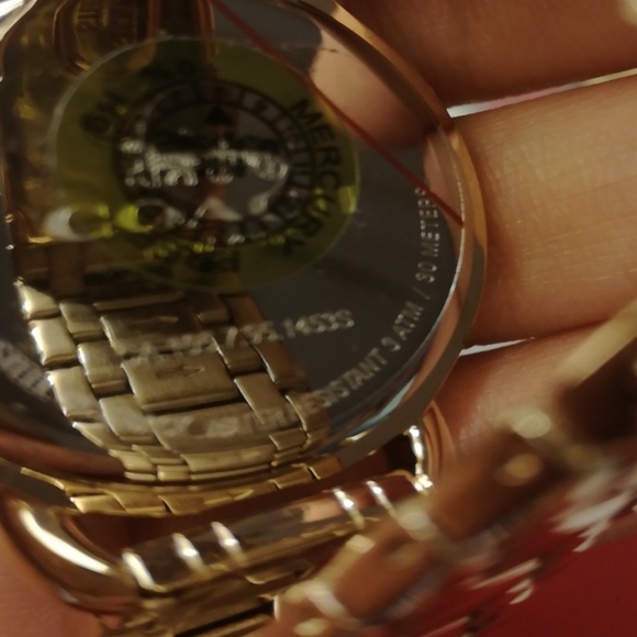 Coach Golden Watch - Picture 6 of 6